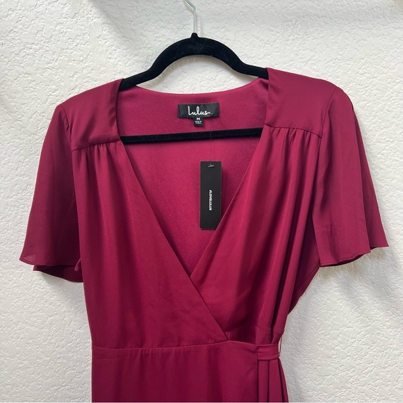 Lulus Wrap Maxi Dress Women,s Medium Burgundy Short Sleeve Slit Flutter New - Picture 6 of 9